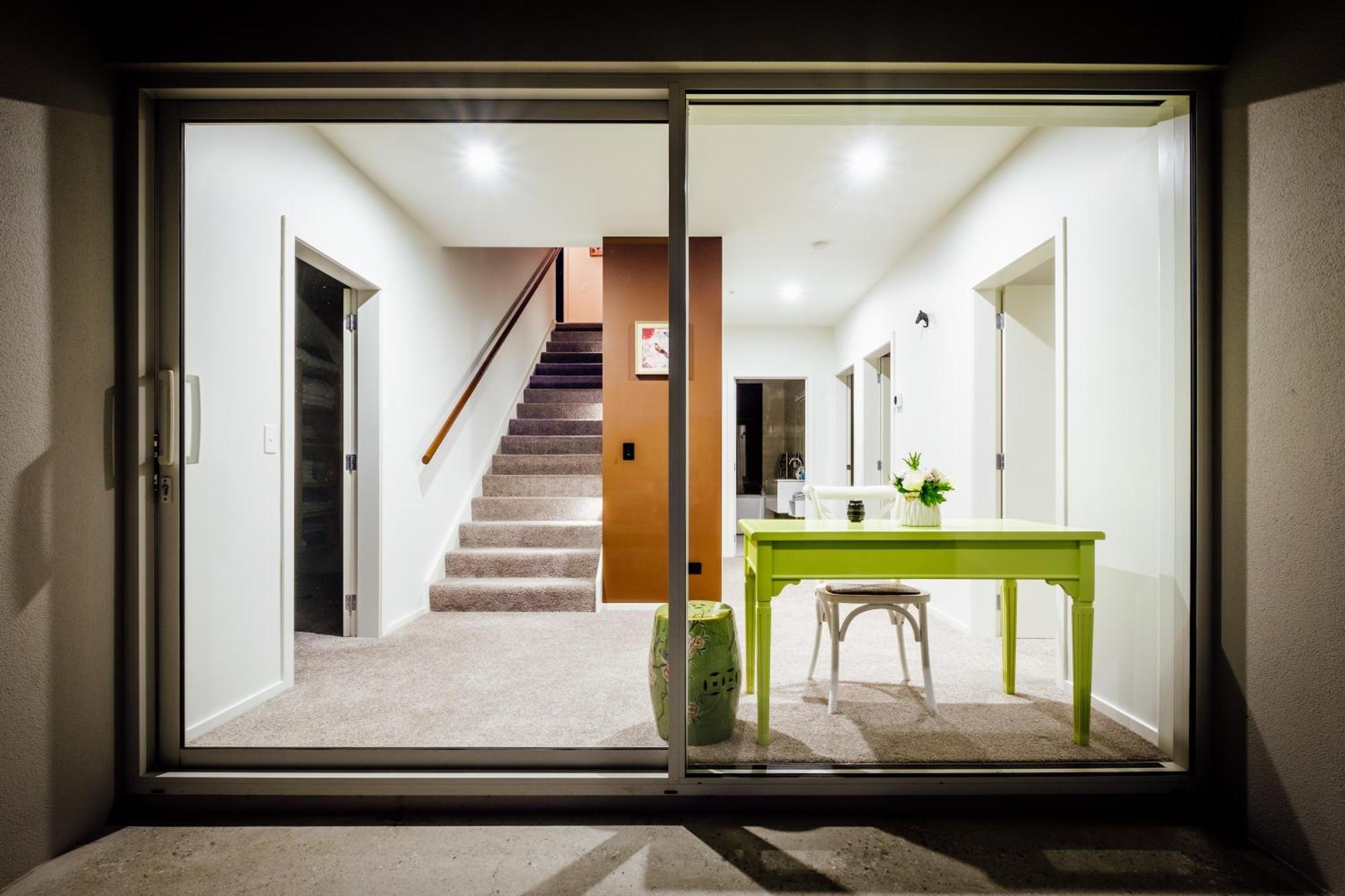 Amazing View #2 & Floor Heating Queenstown