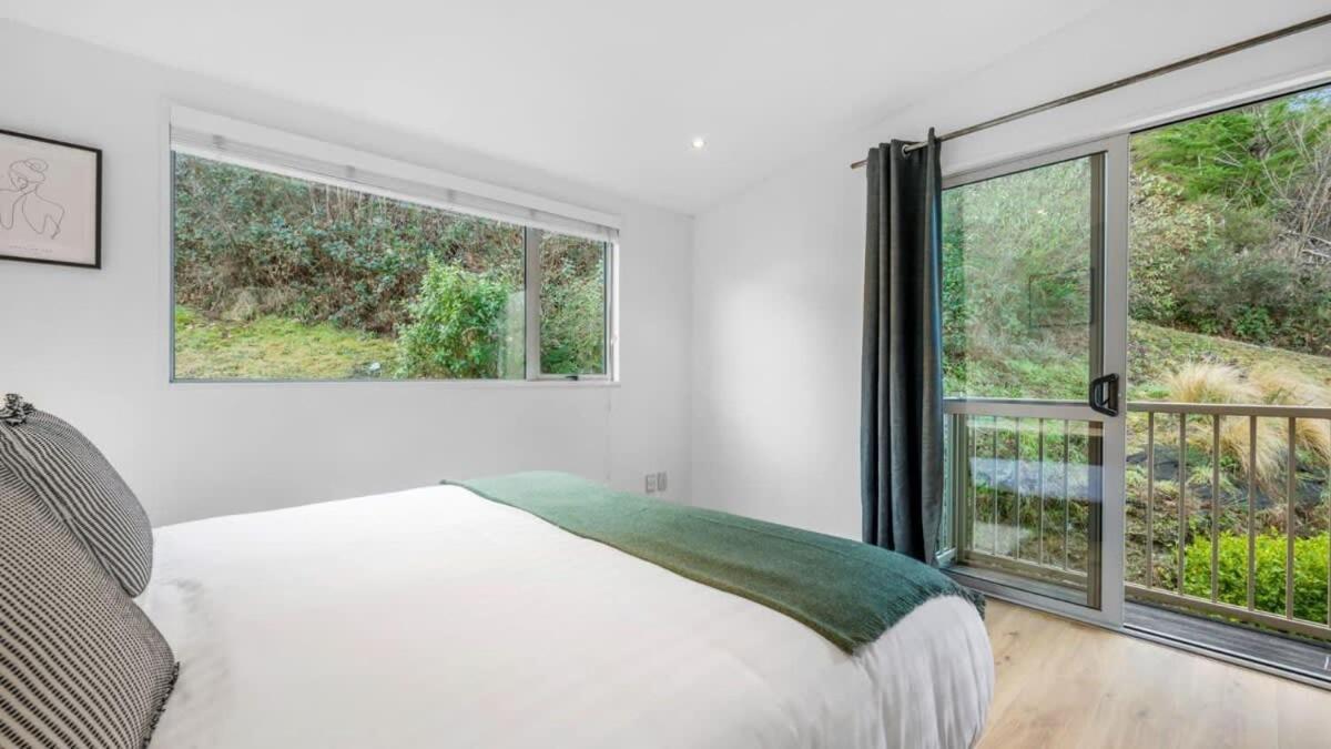 Opuke House- Free Parking- Views- Bbq- Queenstown
