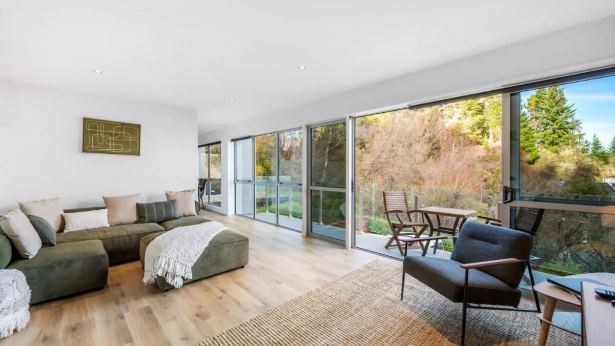 Opuke House- Free Parking- Views- Bbq- * Queenstown