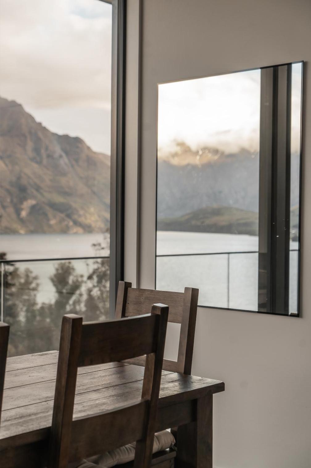 Crystal Waters Villa Queenstown