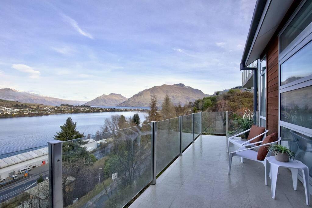 Gorgeous On Gum - Close To Town And Amazing Views Villa Queenstown