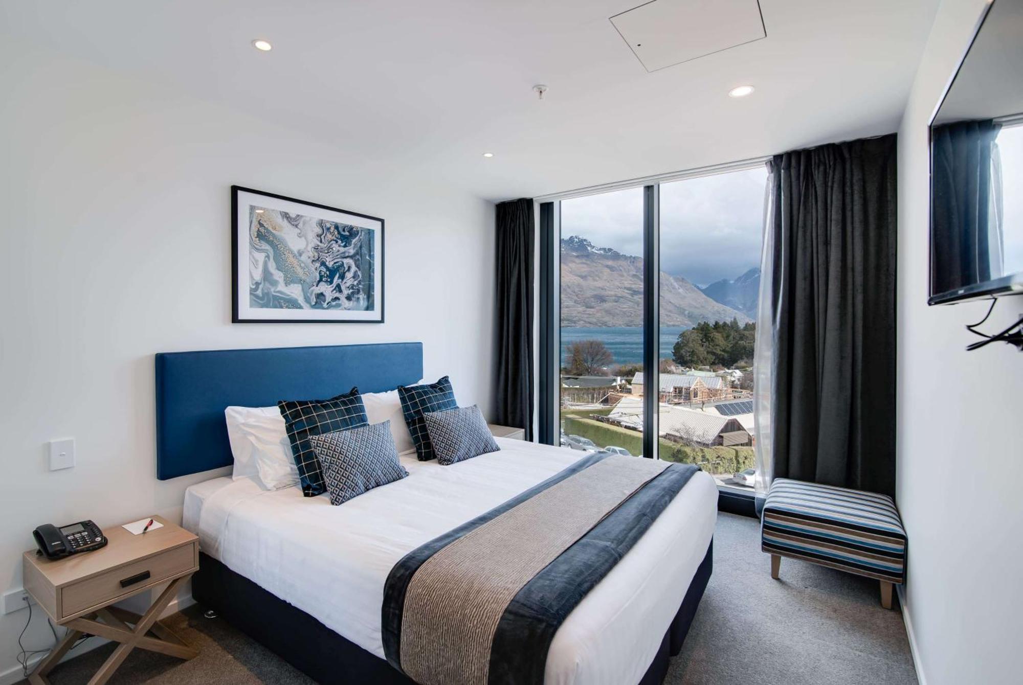 Ramada By Wyndham Hotel 4*