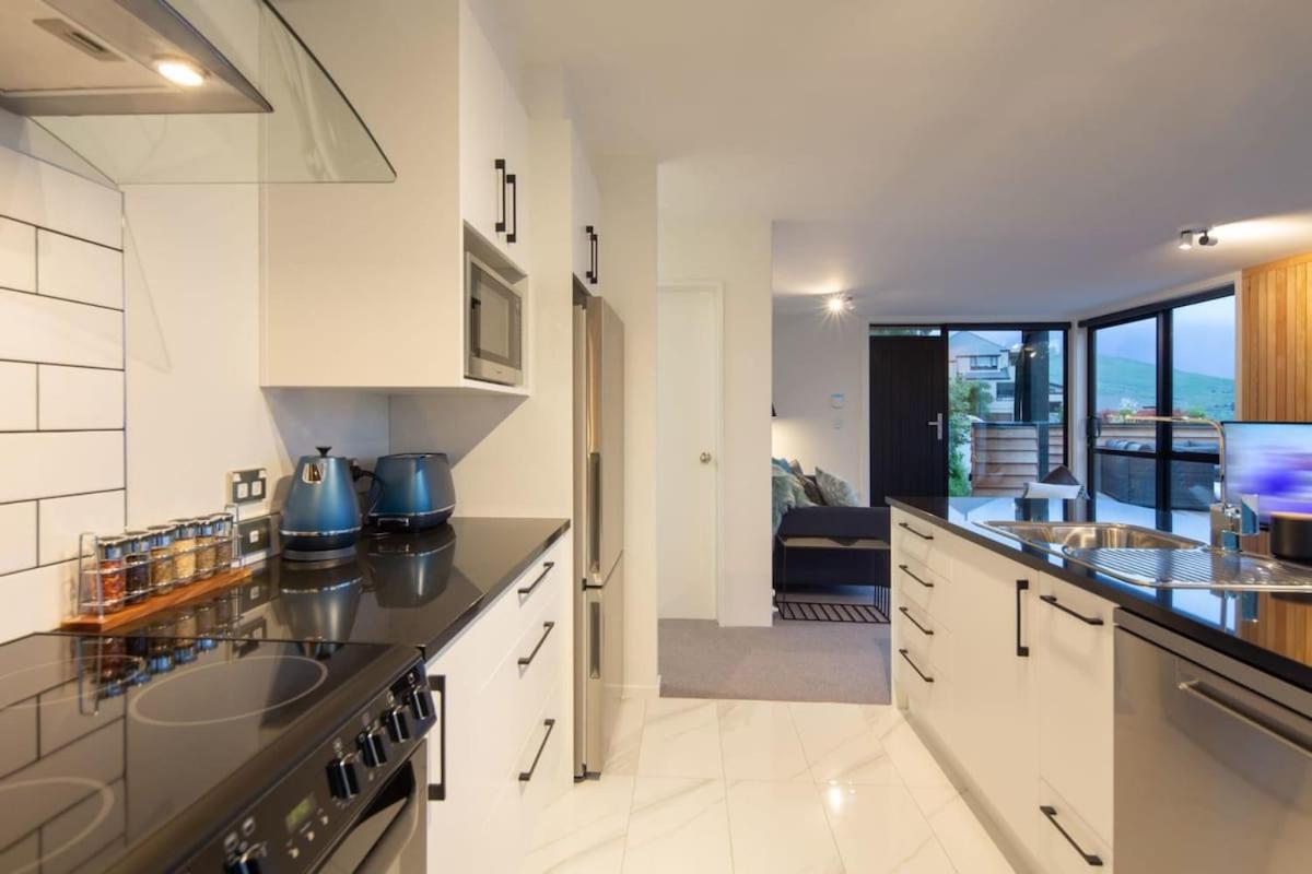 Highlands Apt- Views- Free Parking- Ac- Bbq *