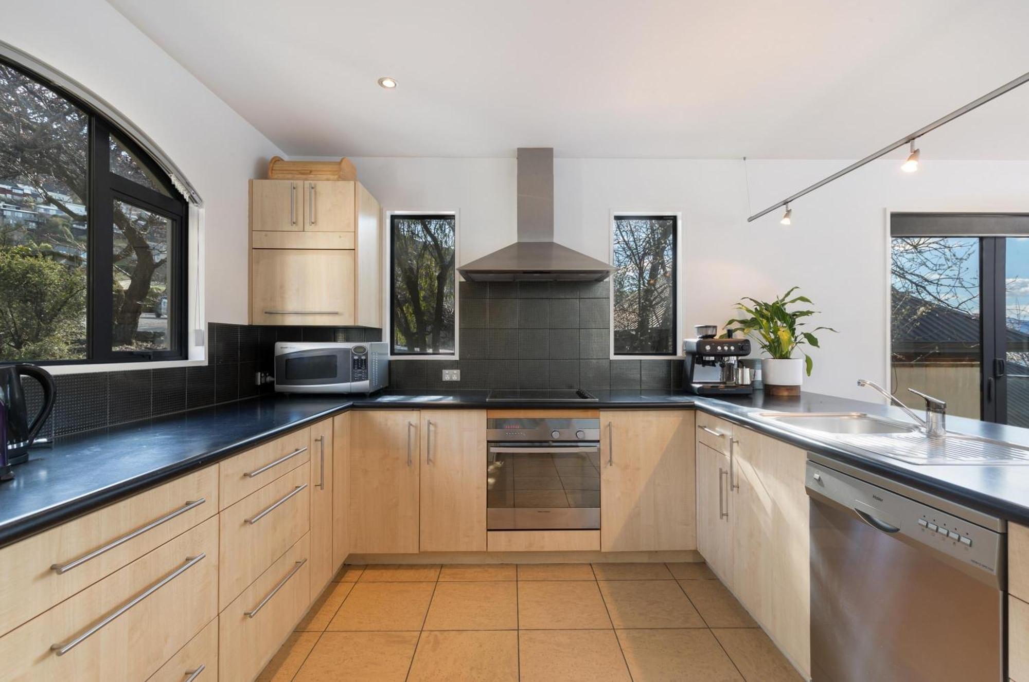 Golden Views Holiday home