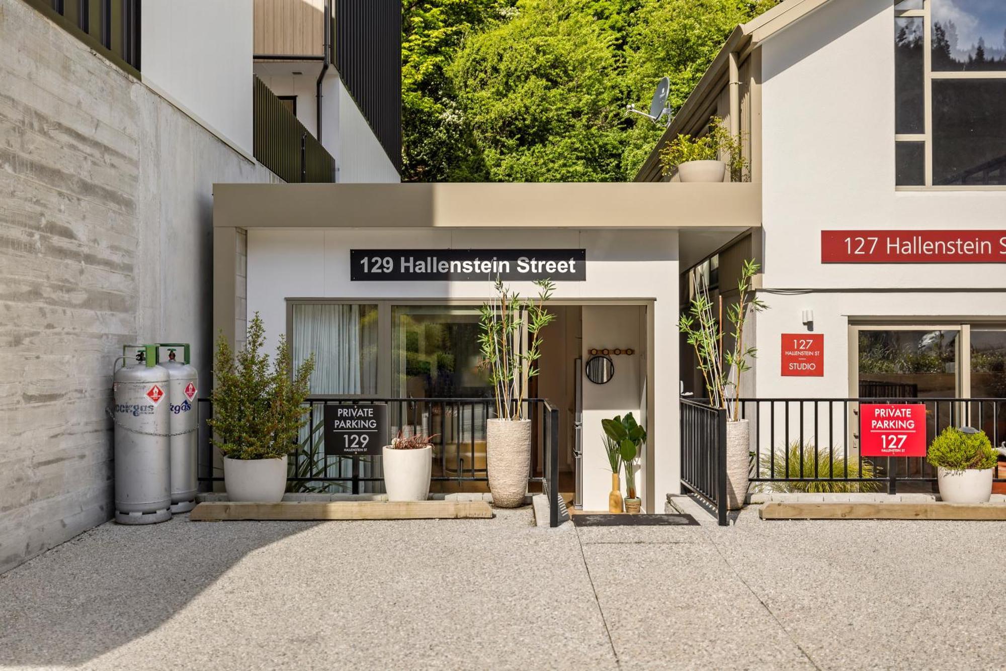 Holiday home Stunning In Centre Queenstown