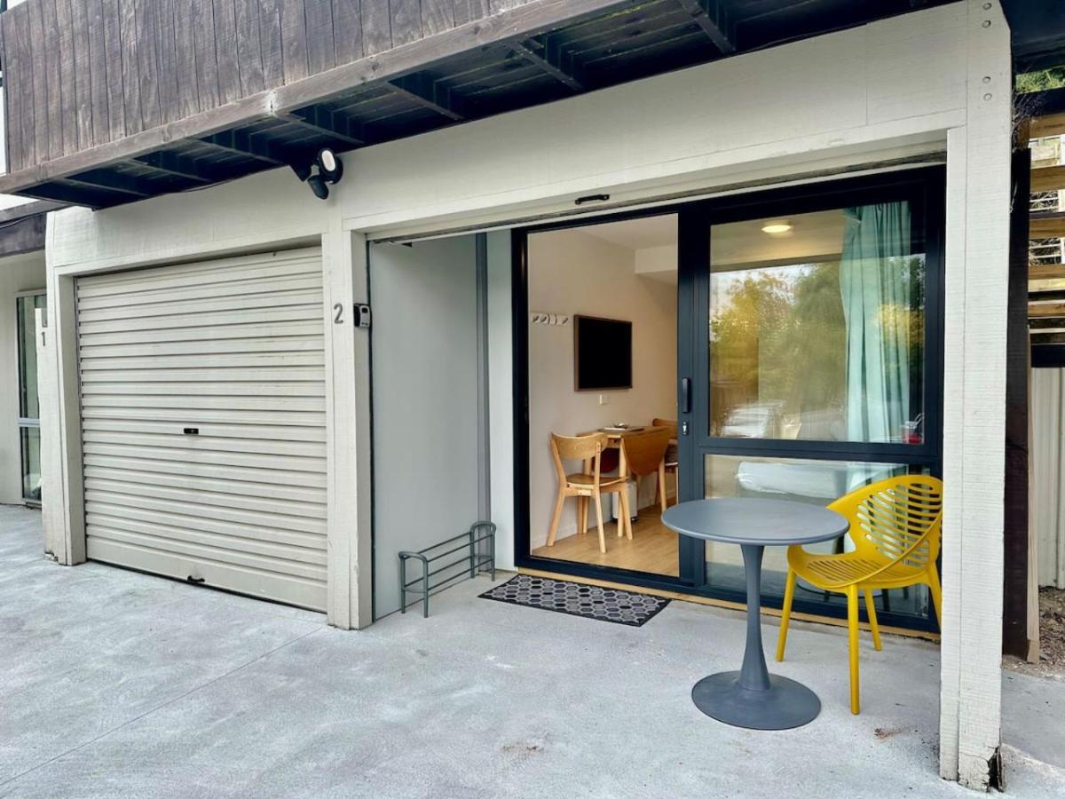 Brand New Cozy In Fernhill * Queenstown