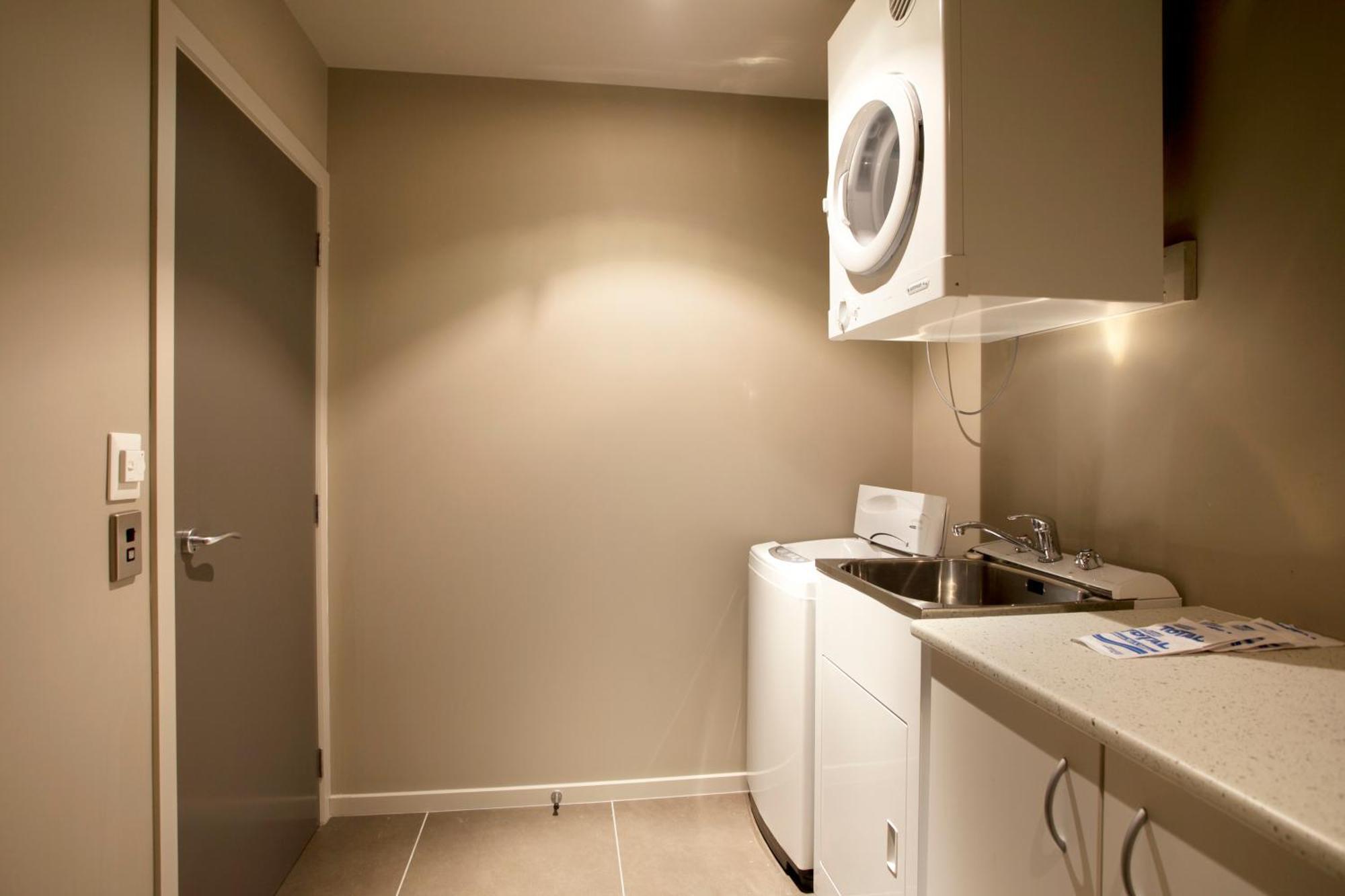 Hawaiki By Sotheby's Luxury Homes *
