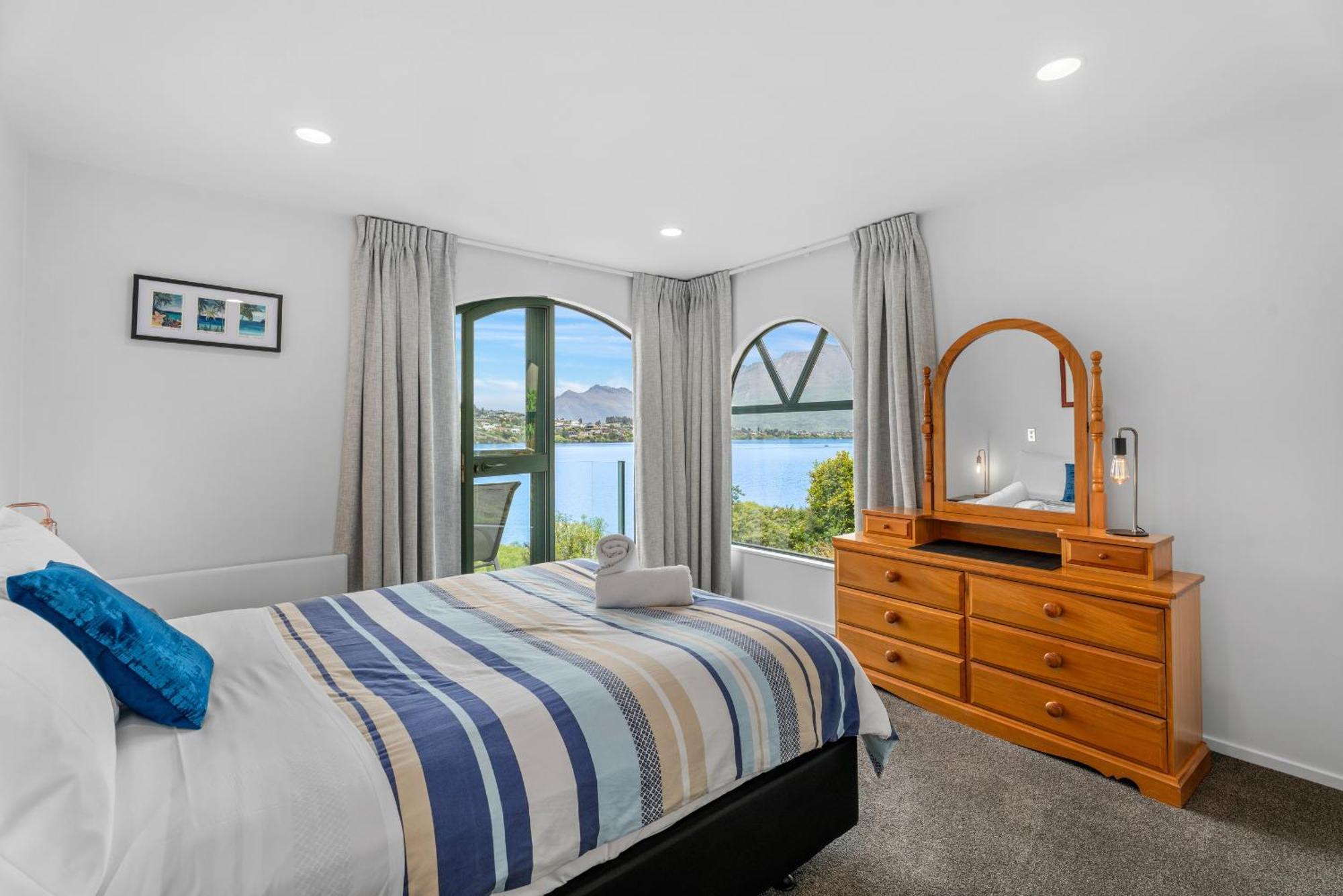 Holiday home Frankton House -