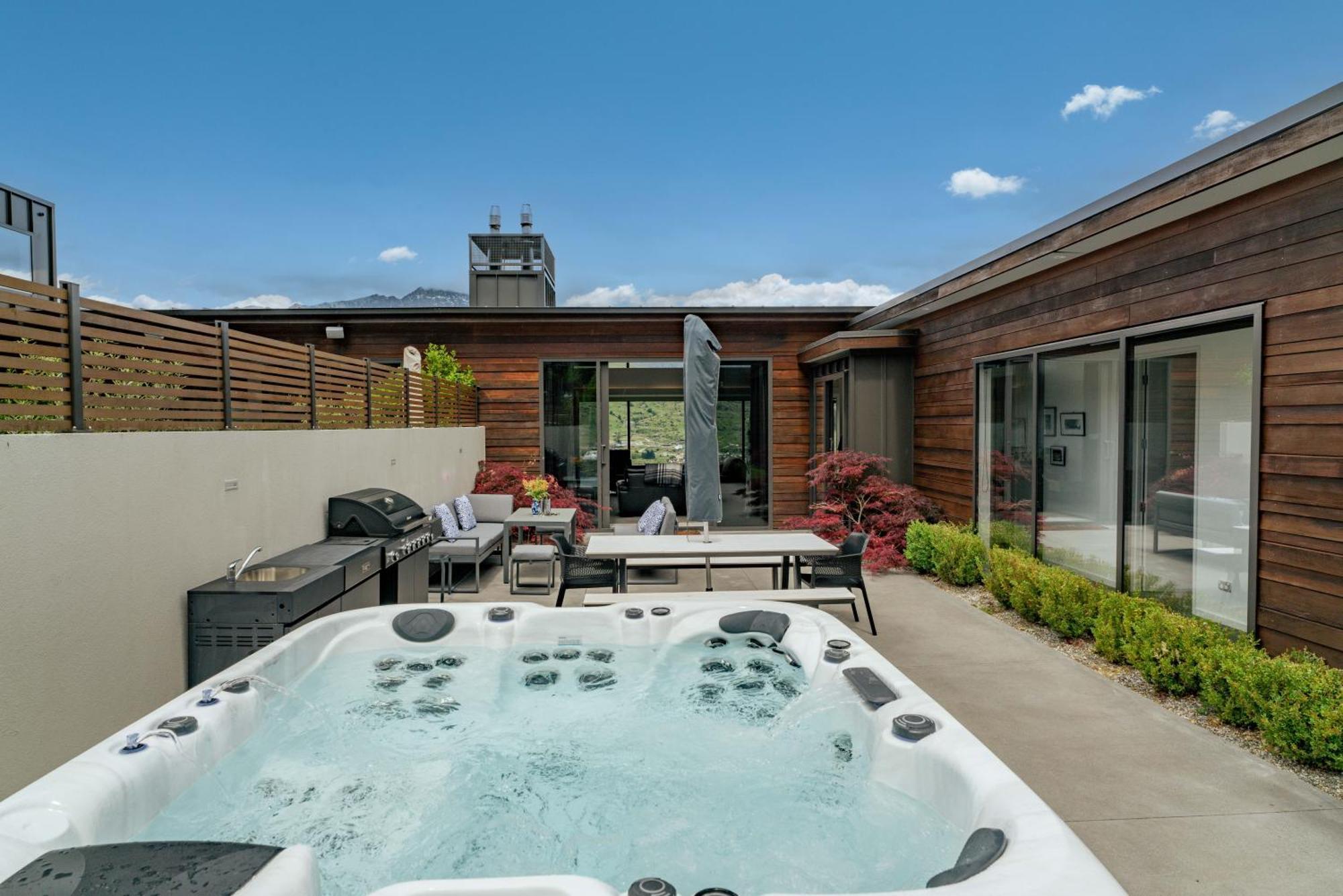 Ultimate Views Luxury