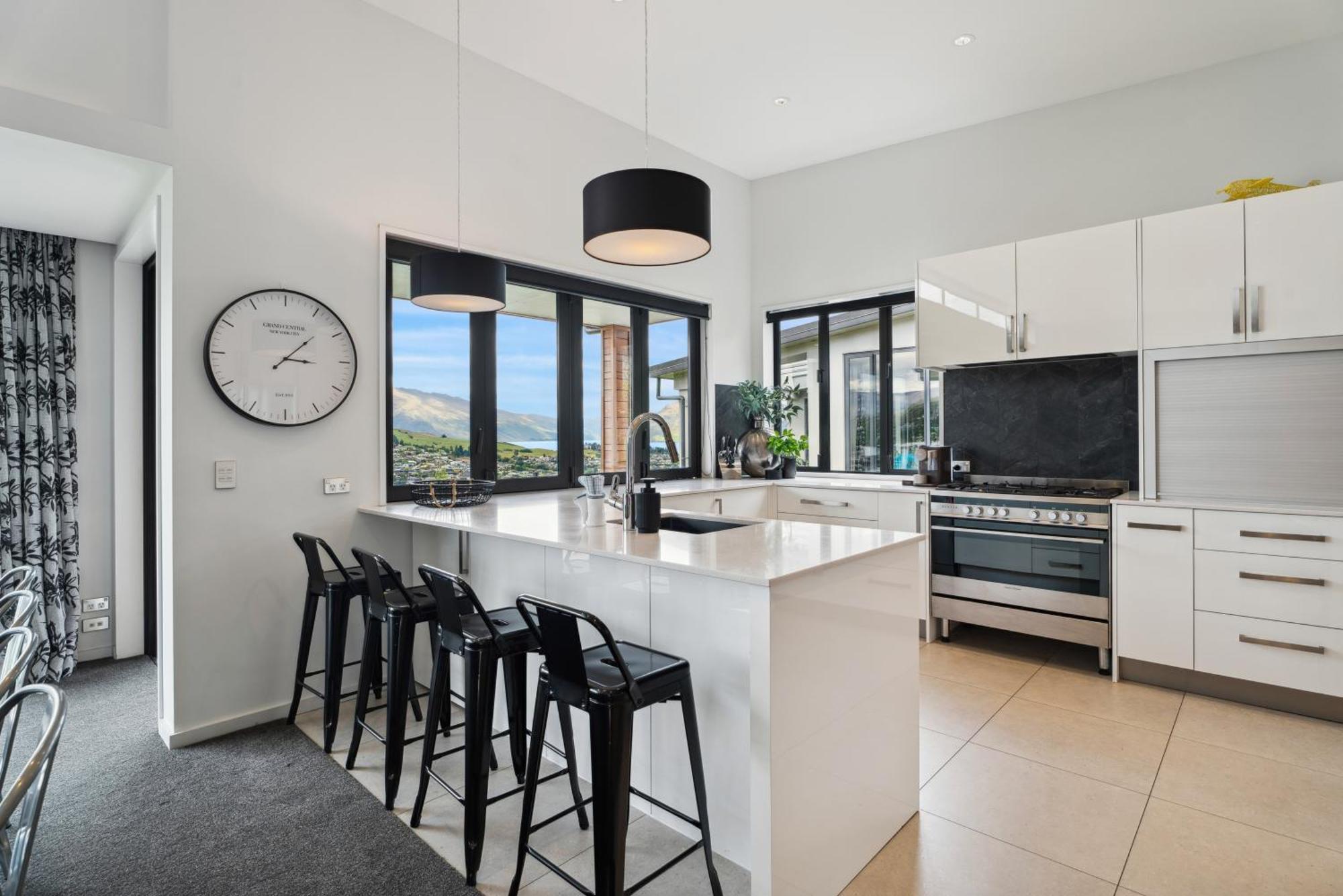 Ultimate Views Luxury Holiday home *