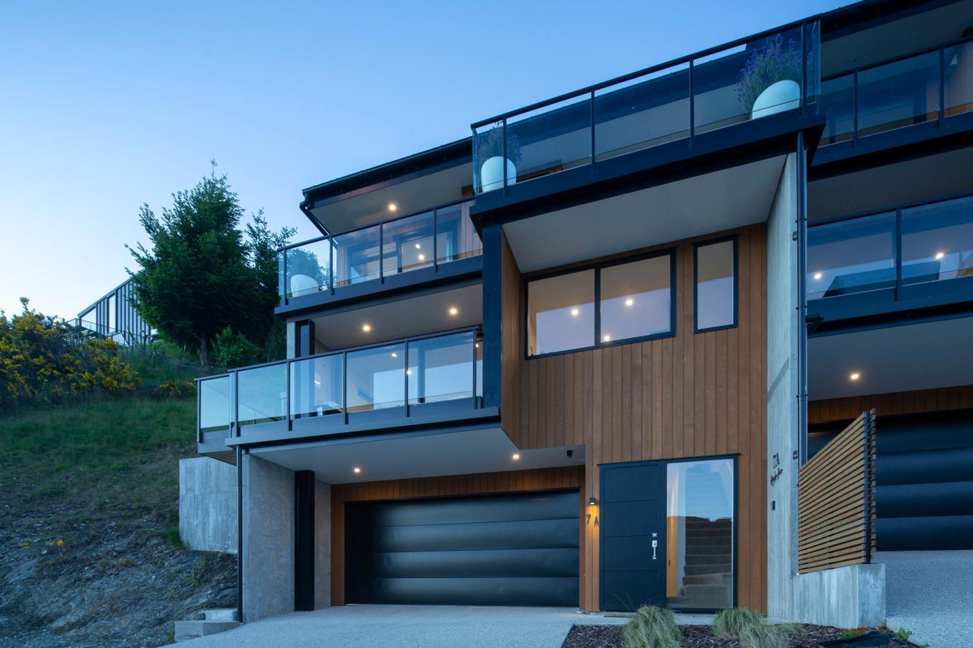 Fantastic 4 Bdr Home, Ac, Wifi, Coffee Machine * Queenstown