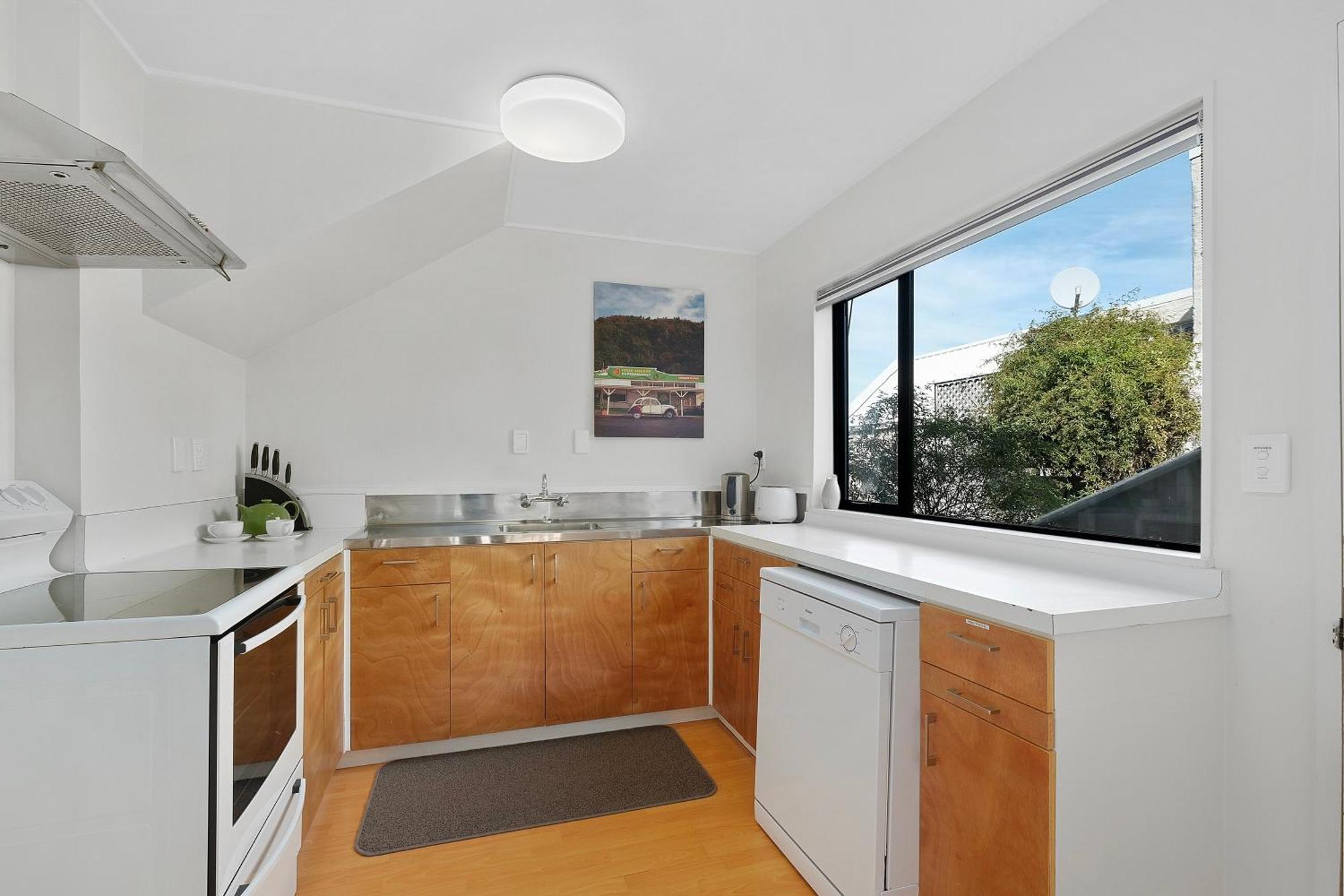 Suburb Retreat * Queenstown