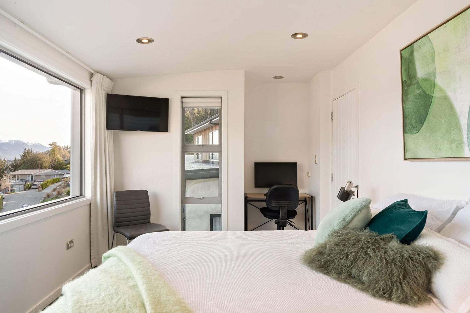Holiday home Views On De La Mare Place, 3 Bdr, Free Wi-fi & Parking Queenstown