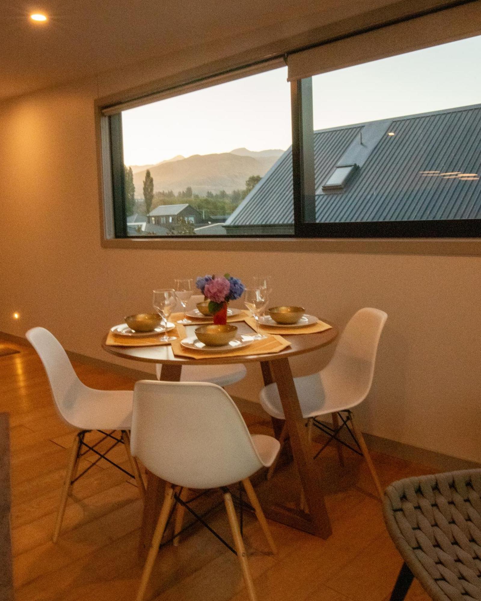 Villa Golden Hour *