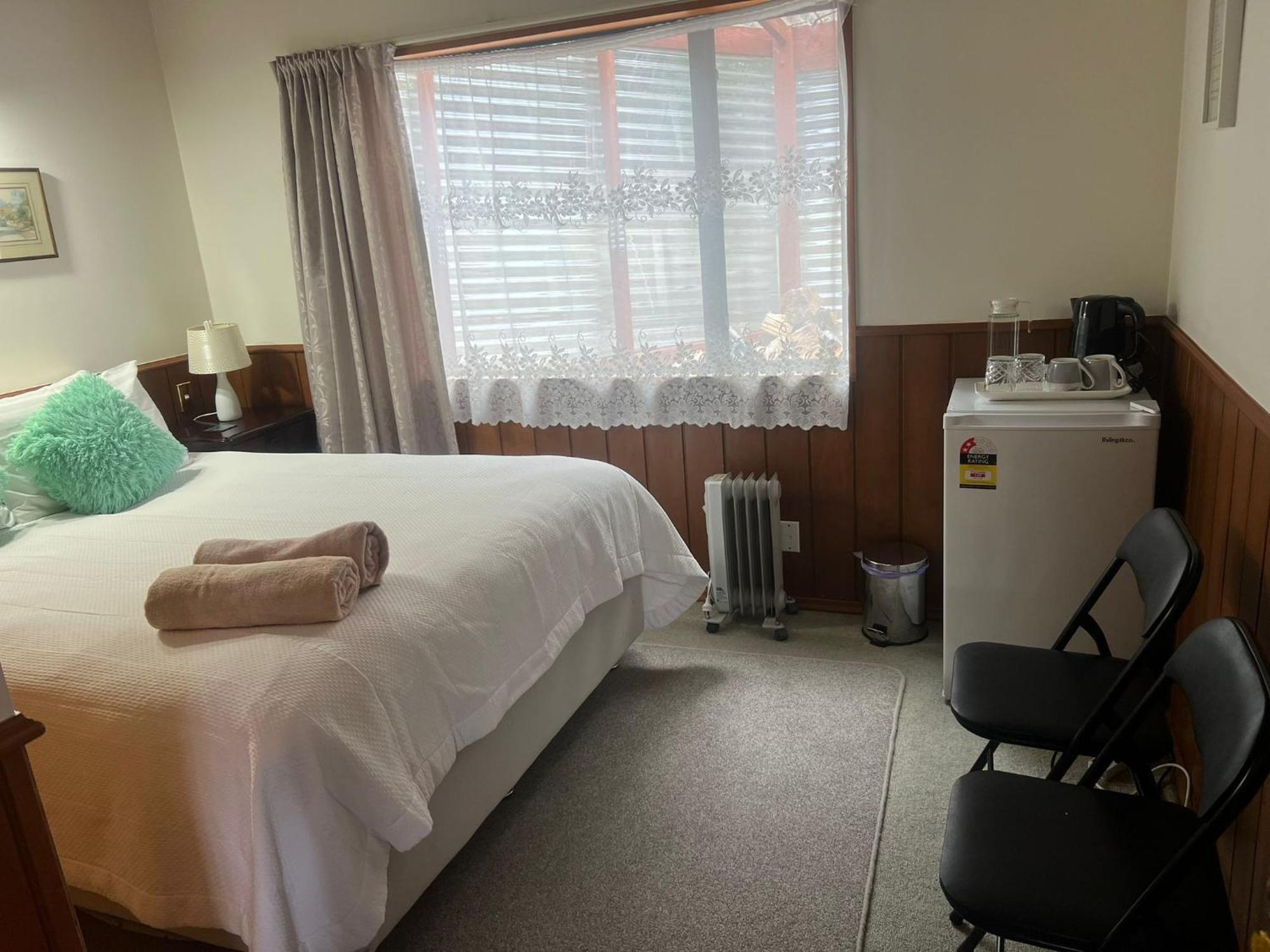 Affordable Double Walking Distance To Town Homestay