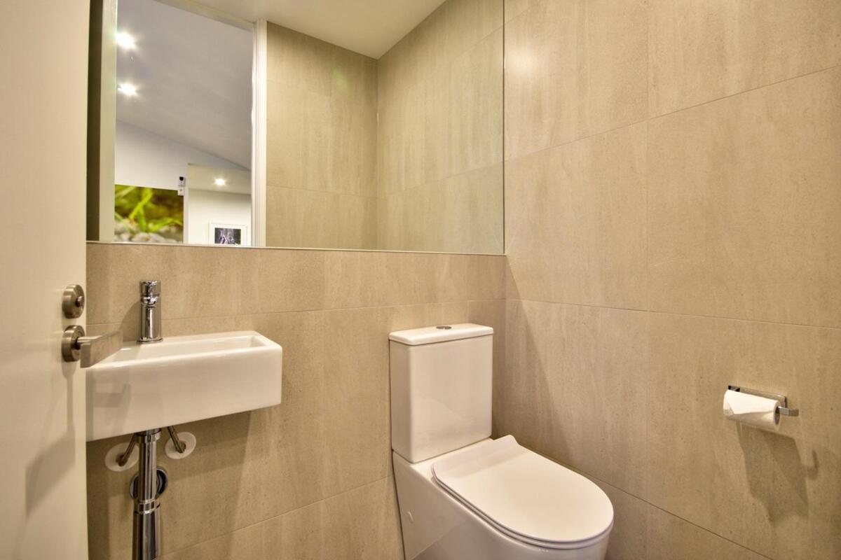 Beeches - Downtown In Luxury Apartment