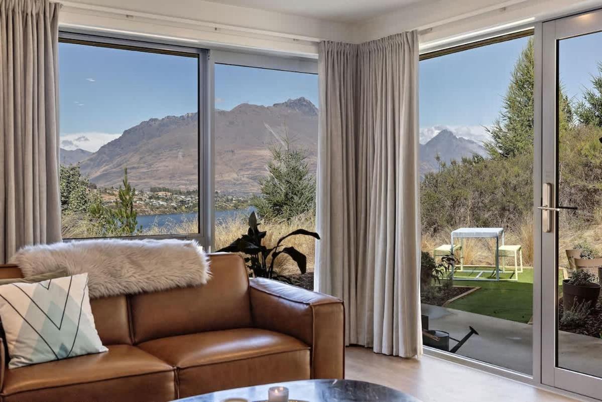 Apartment Lakeside Mountain Haven *