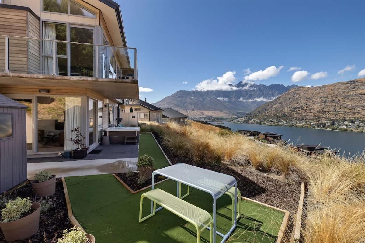 Lakeside Mountain Haven Queenstown