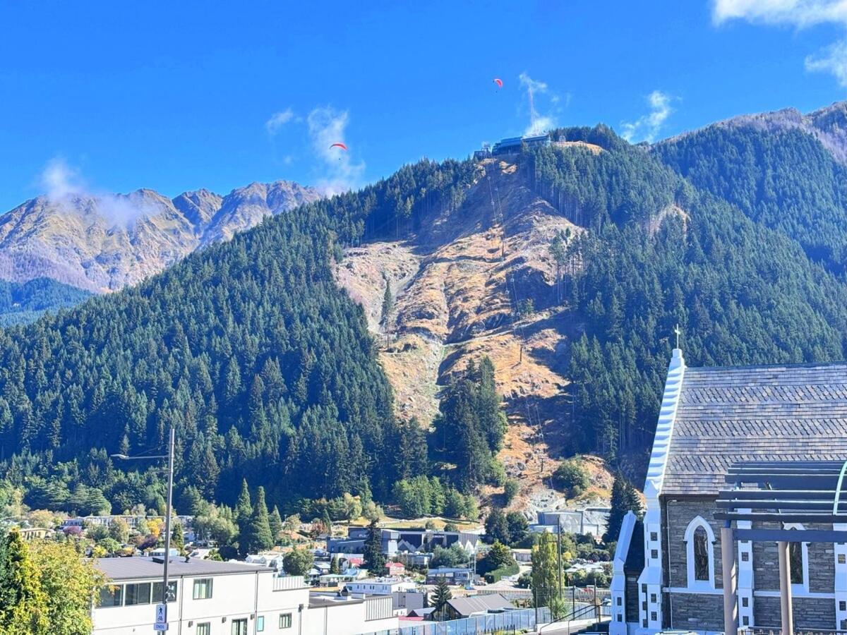 Apartment Retreat - 3 Bedroom Queenstown