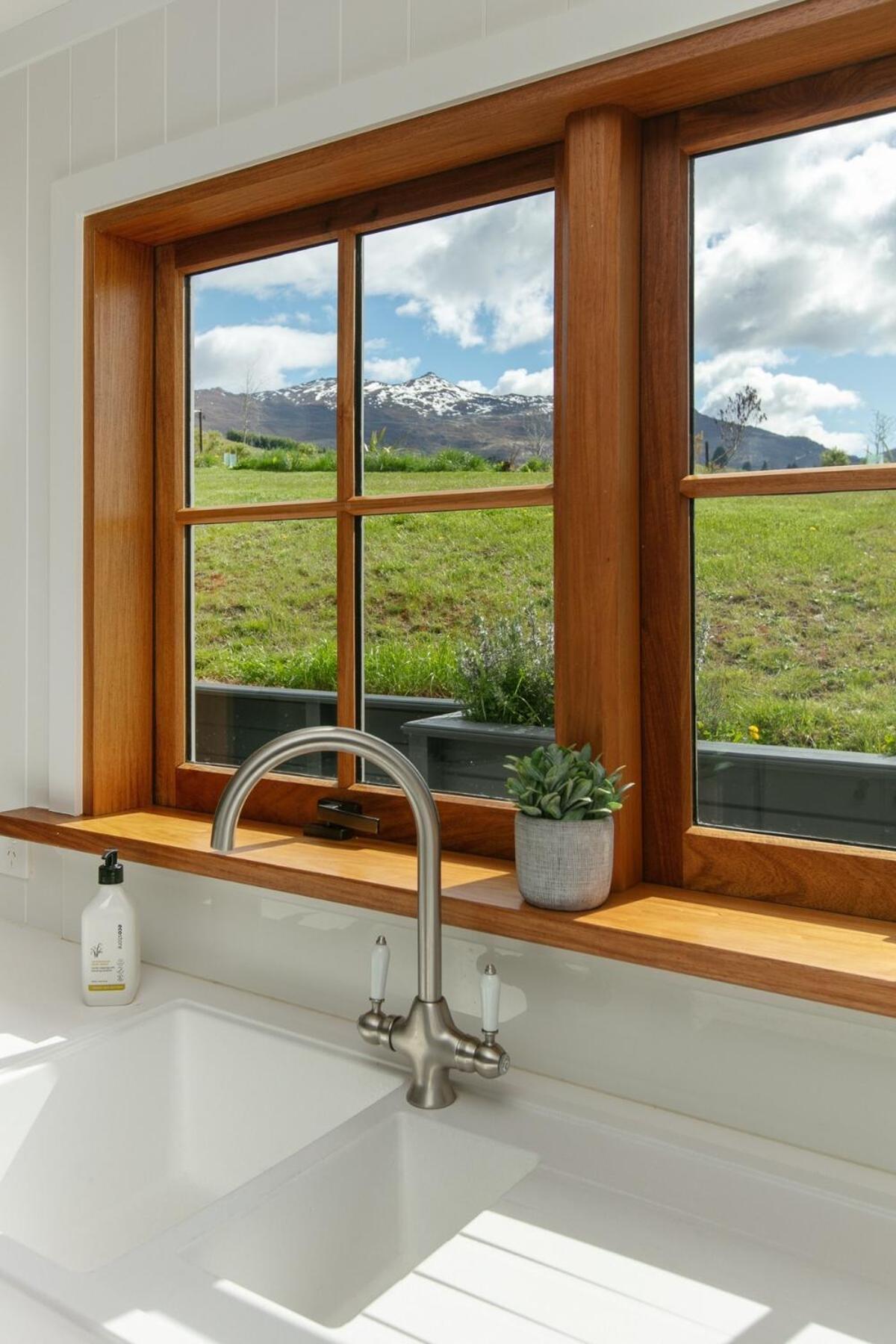 Queenstowns Country 2-bed Cottage, 12min From Cbd Apartment