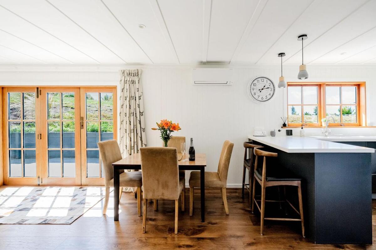Queenstowns Country 2-bed Cottage, 12min From Cbd Apartment