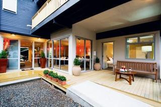 Chalet Queenstown 4*