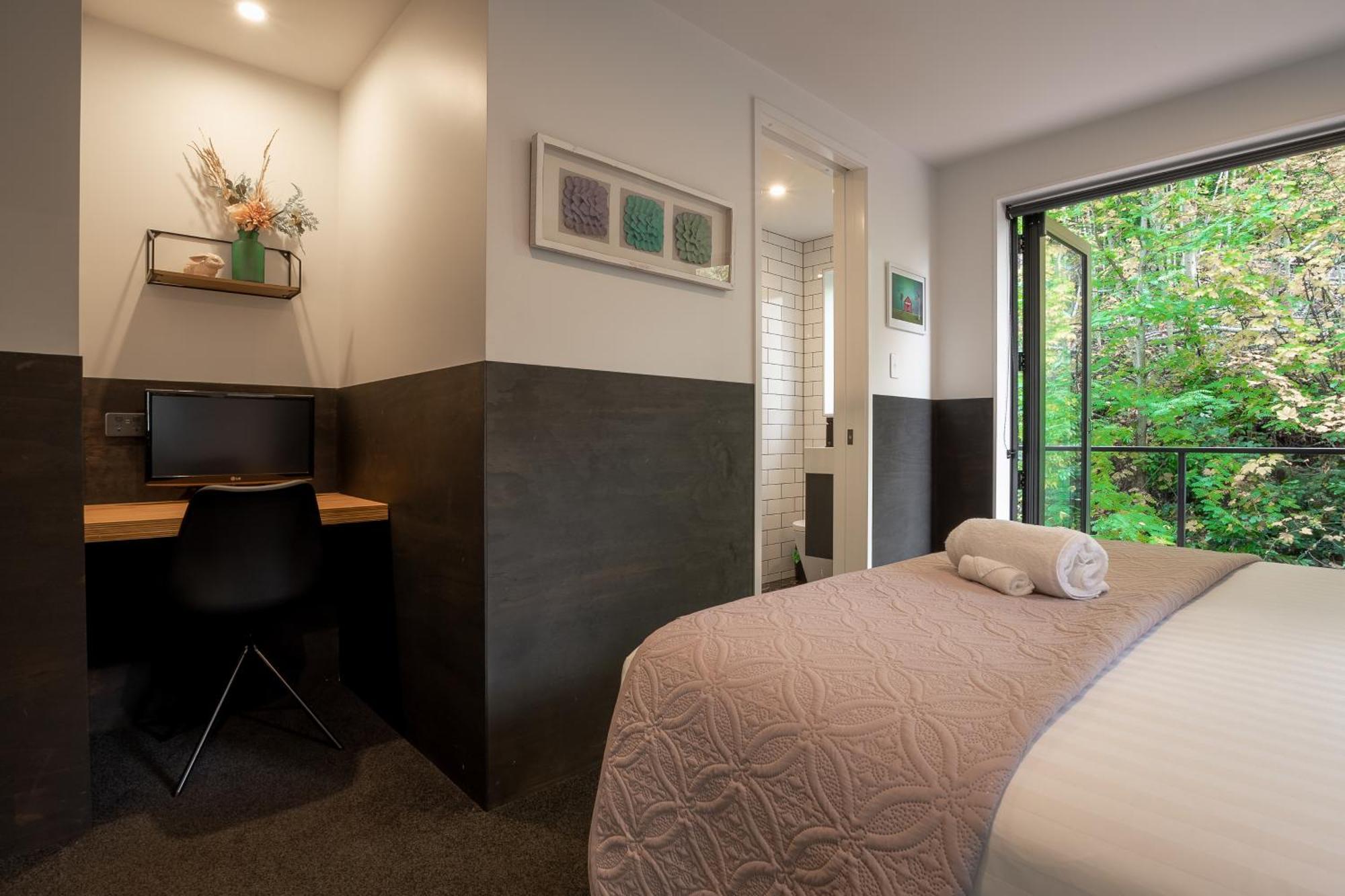 Saint's Holiday home *