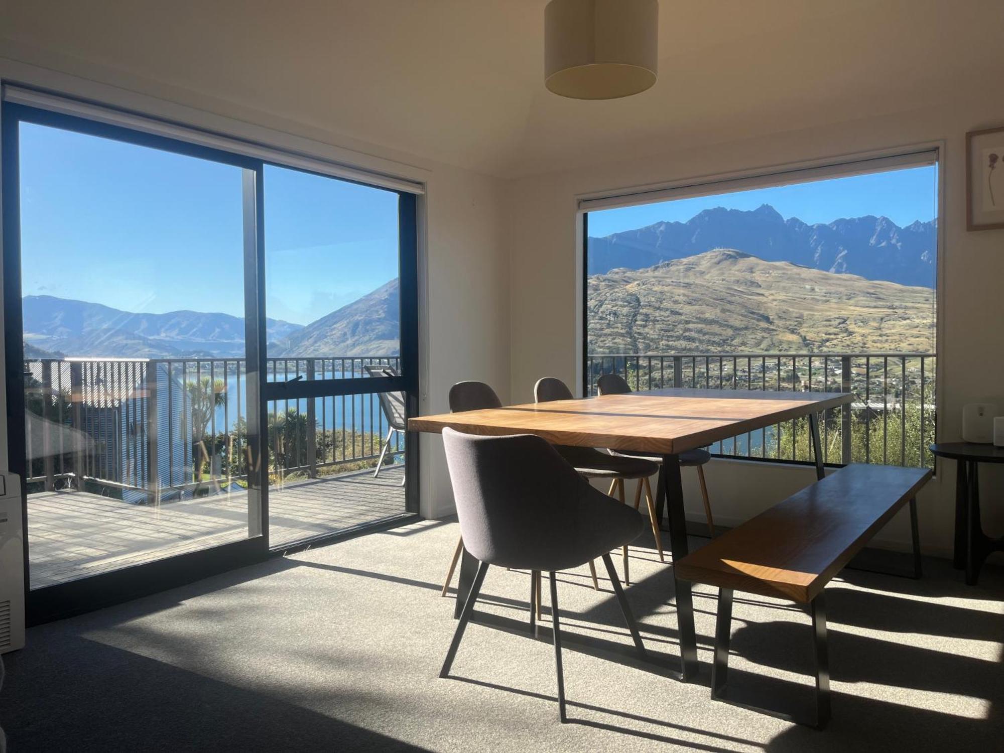 Holiday home Spectacular And Mountain Views Close To Town *