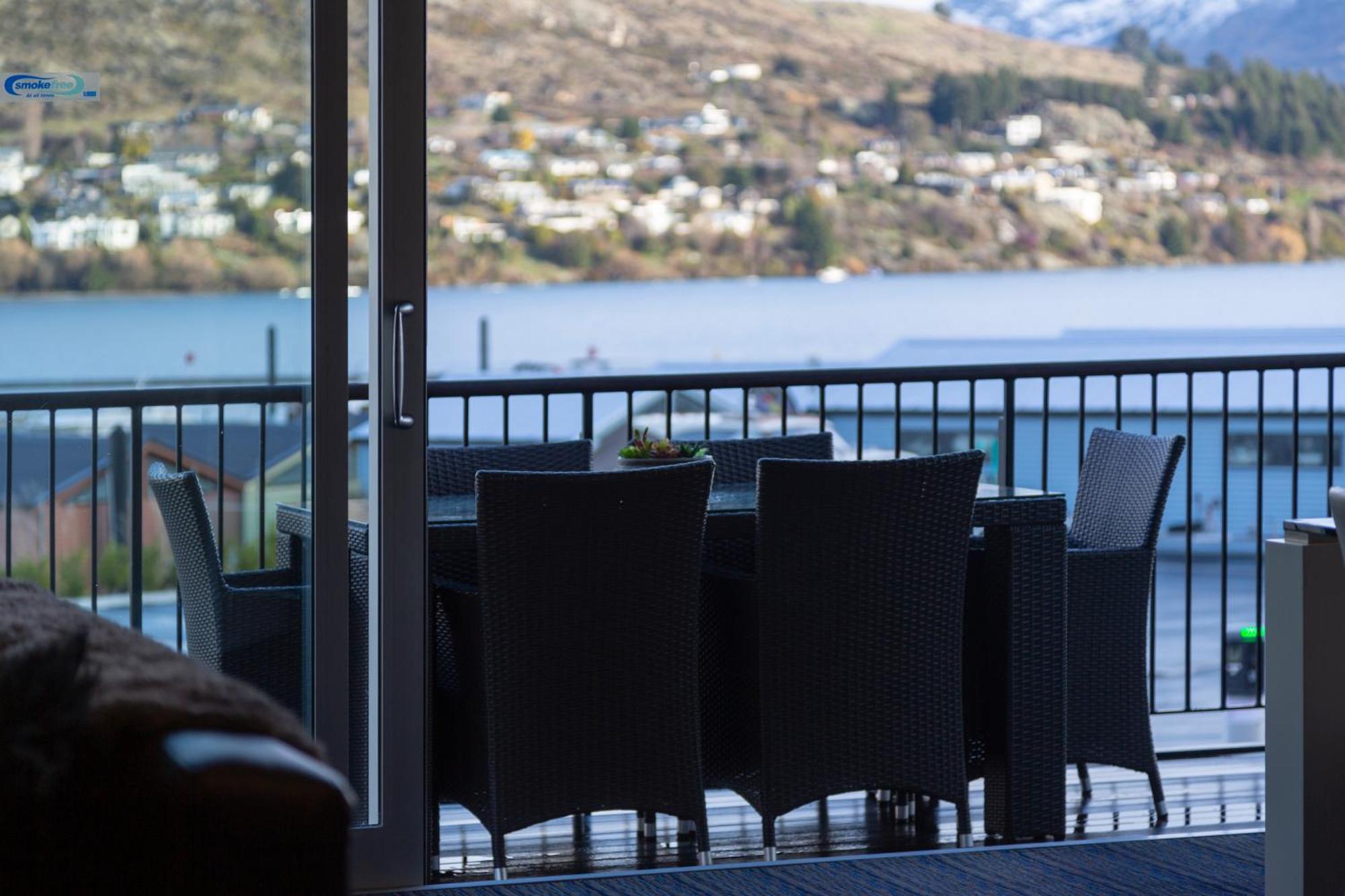 Apartment Marina - Element Escapes Queenstown