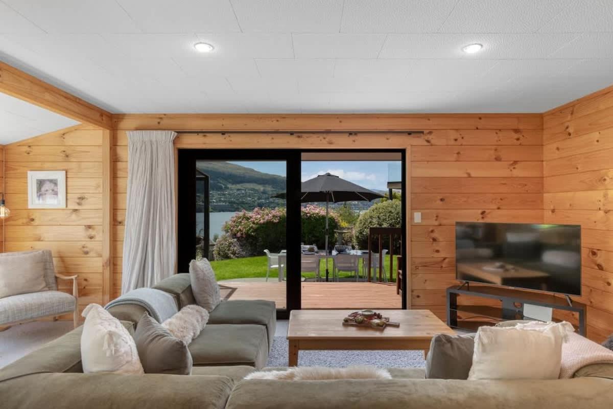 Tranquil Heights Holiday home