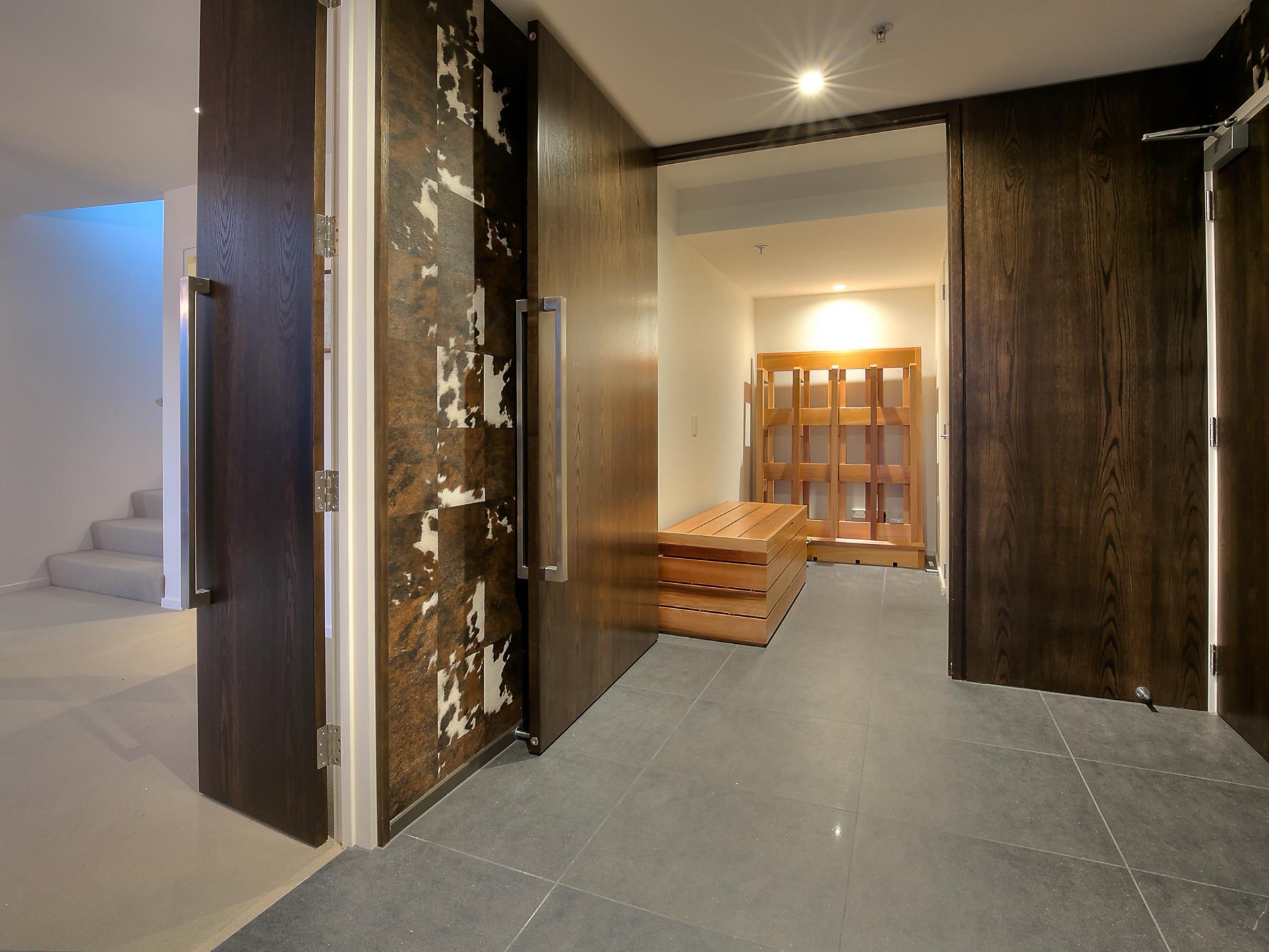 Shotover Penthouse & Spa By Staysouth Queenstown