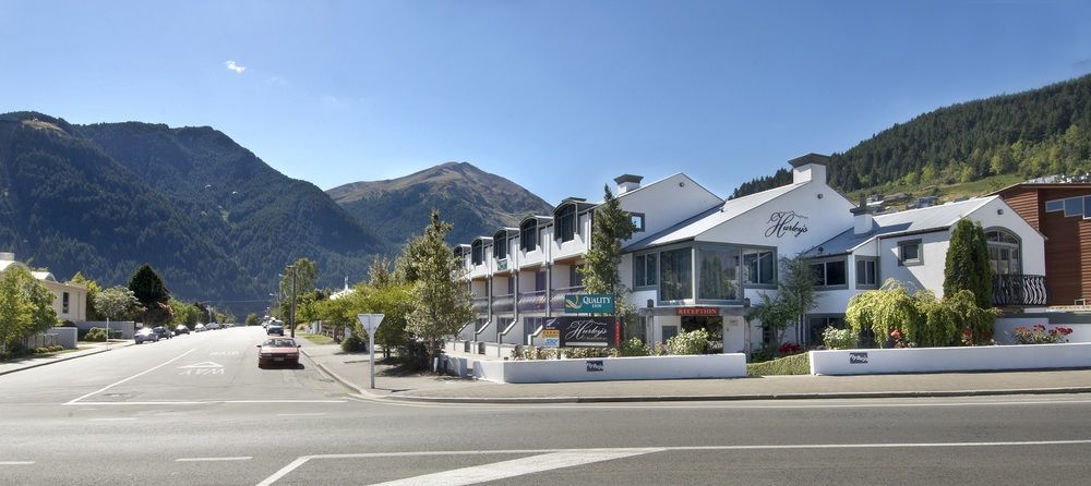 Hurley's Of Motel