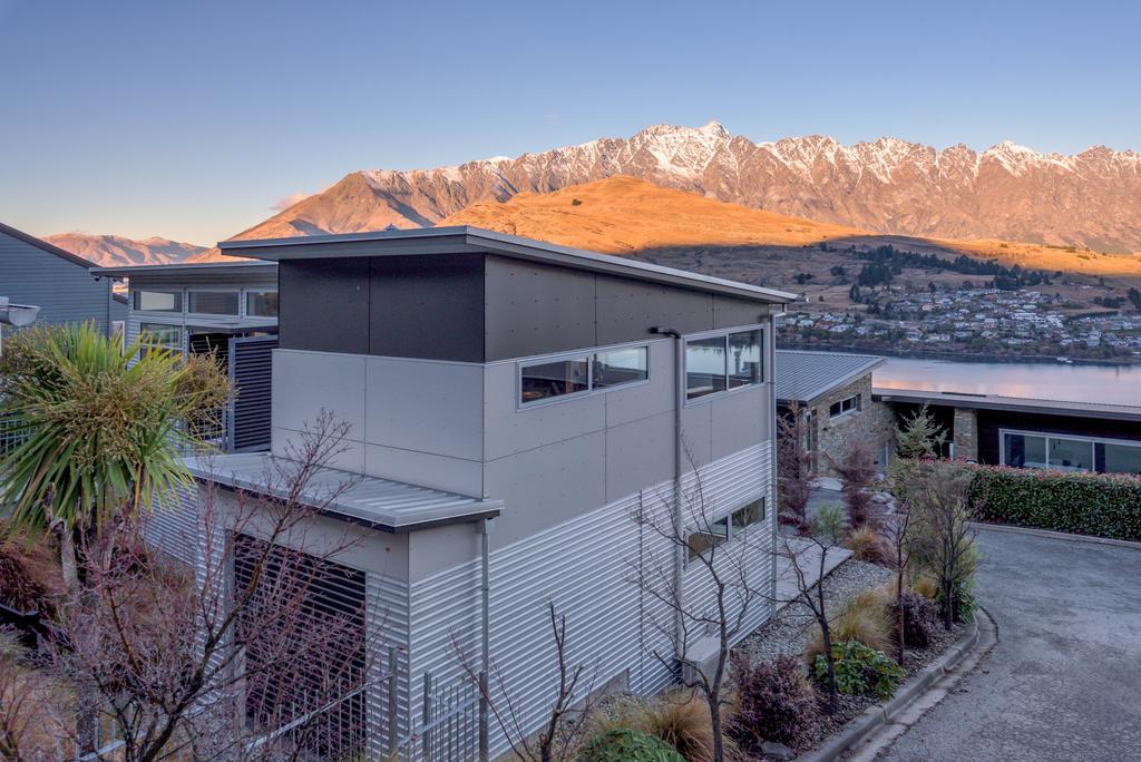 Holiday home Mountain Vista Queenstown