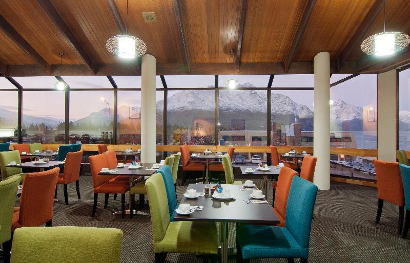 Hotel Copthorne & Lakeview 4*