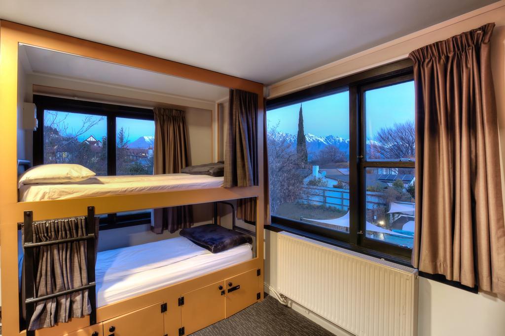 Hostel The Black Sheep Backpackers *