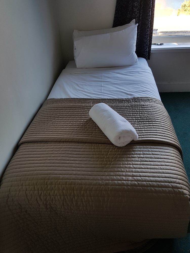 Lakeview Colonial House Homestay