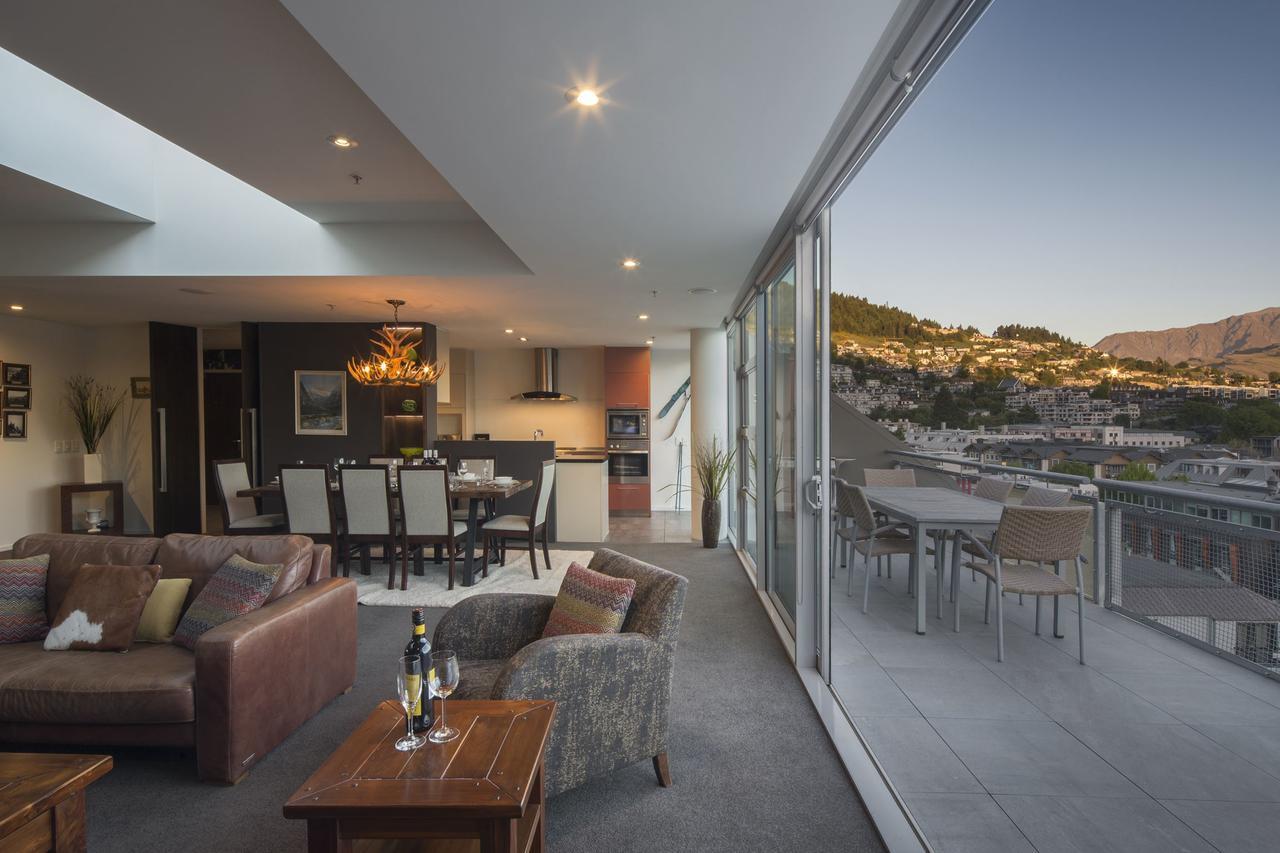 Shotover Penthouse & Spa By Staysouth Apartment Queenstown