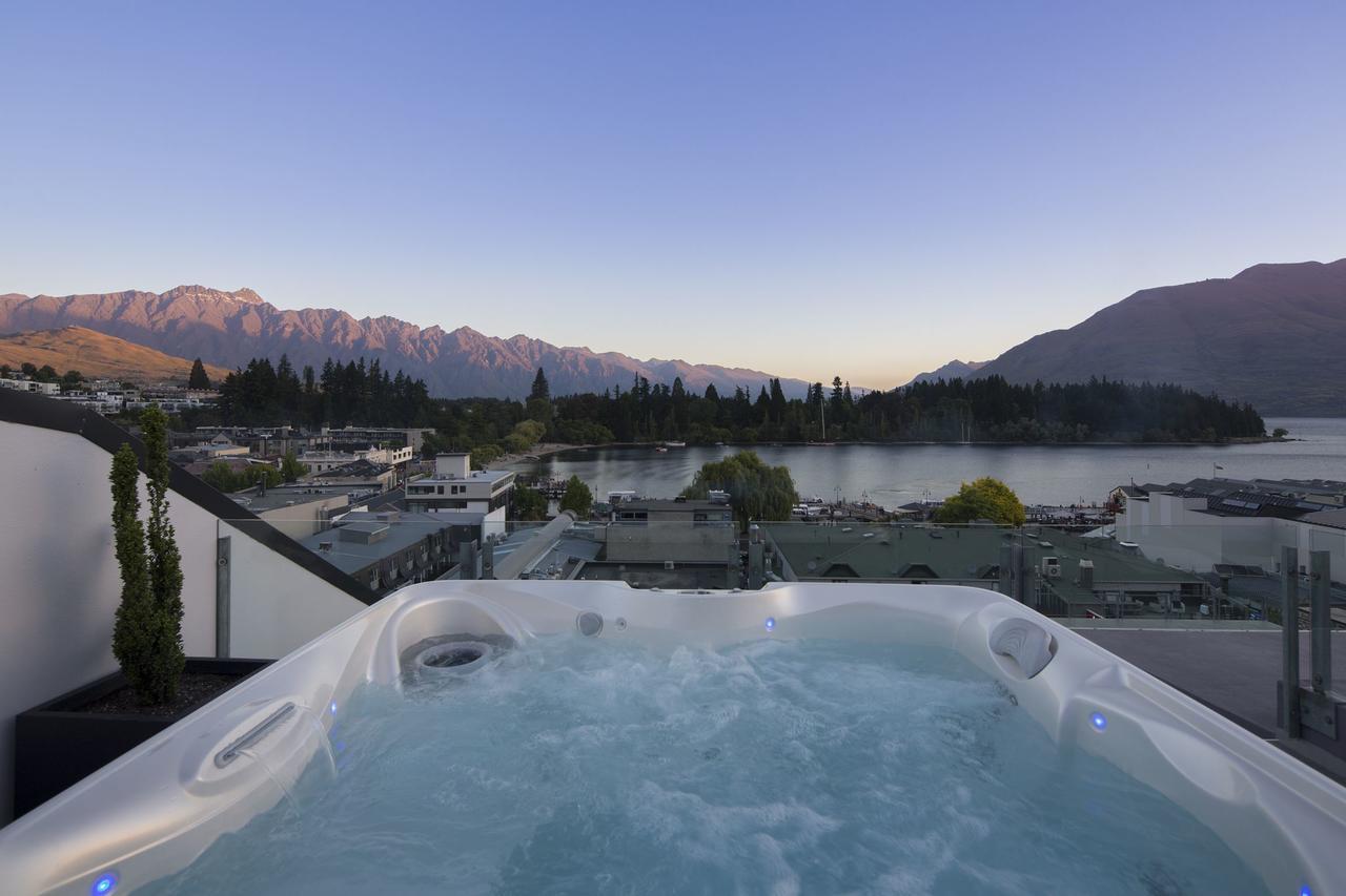 Apartment Shotover Penthouse & Spa By Staysouth