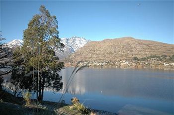 Alpine Village - 2 Bedroom Executive Apartment