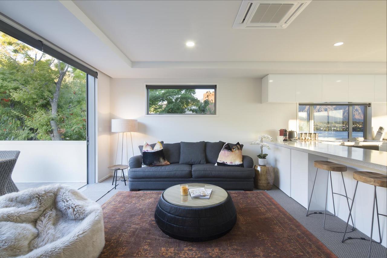 Lakefront Luxury By Amazing Accom Holiday home Queenstown