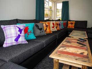 Hostel Haka House *
