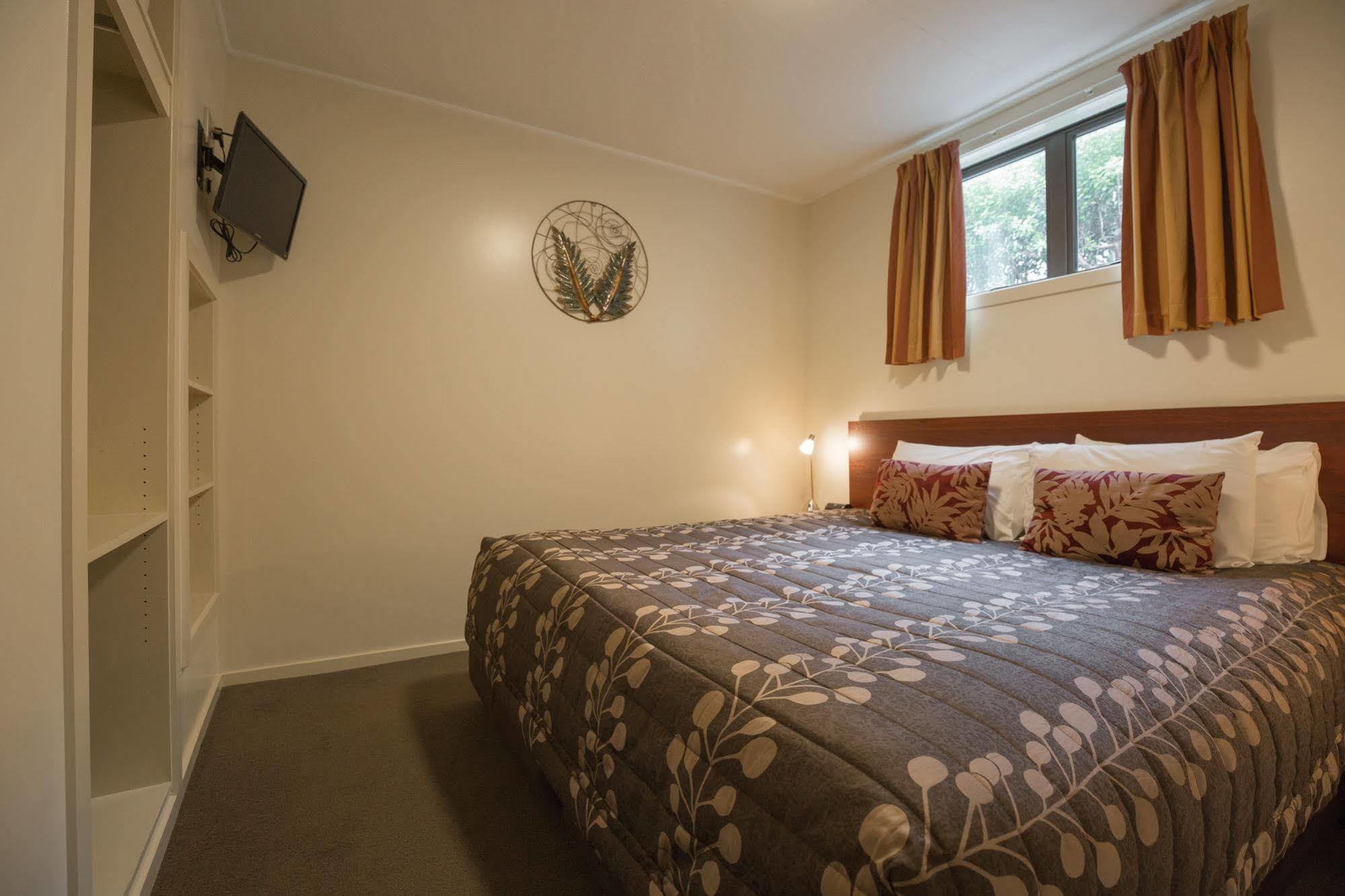 Lomond & Motel Queenstown