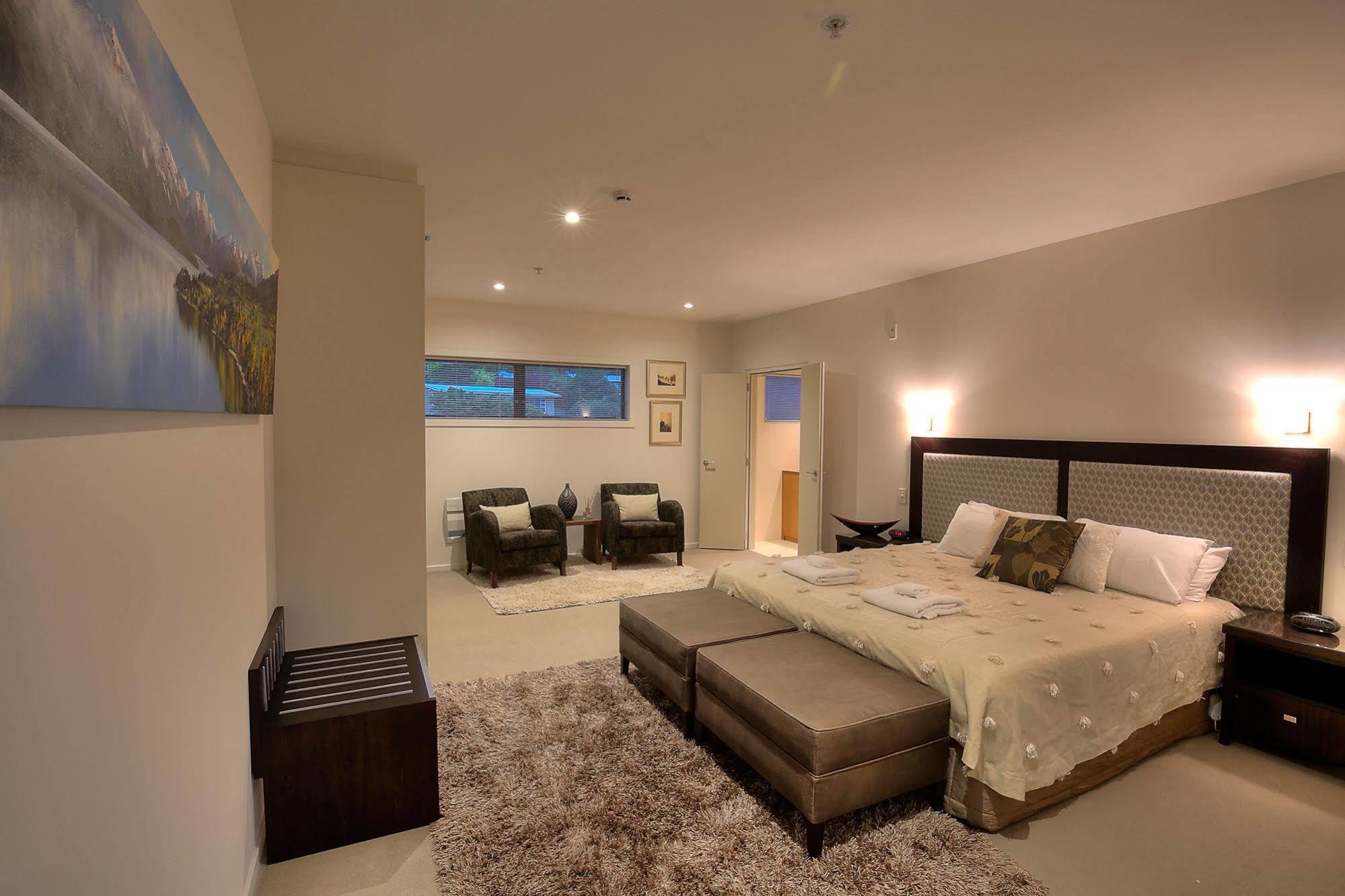 Shotover Penthouse & Spa By Staysouth Apartment