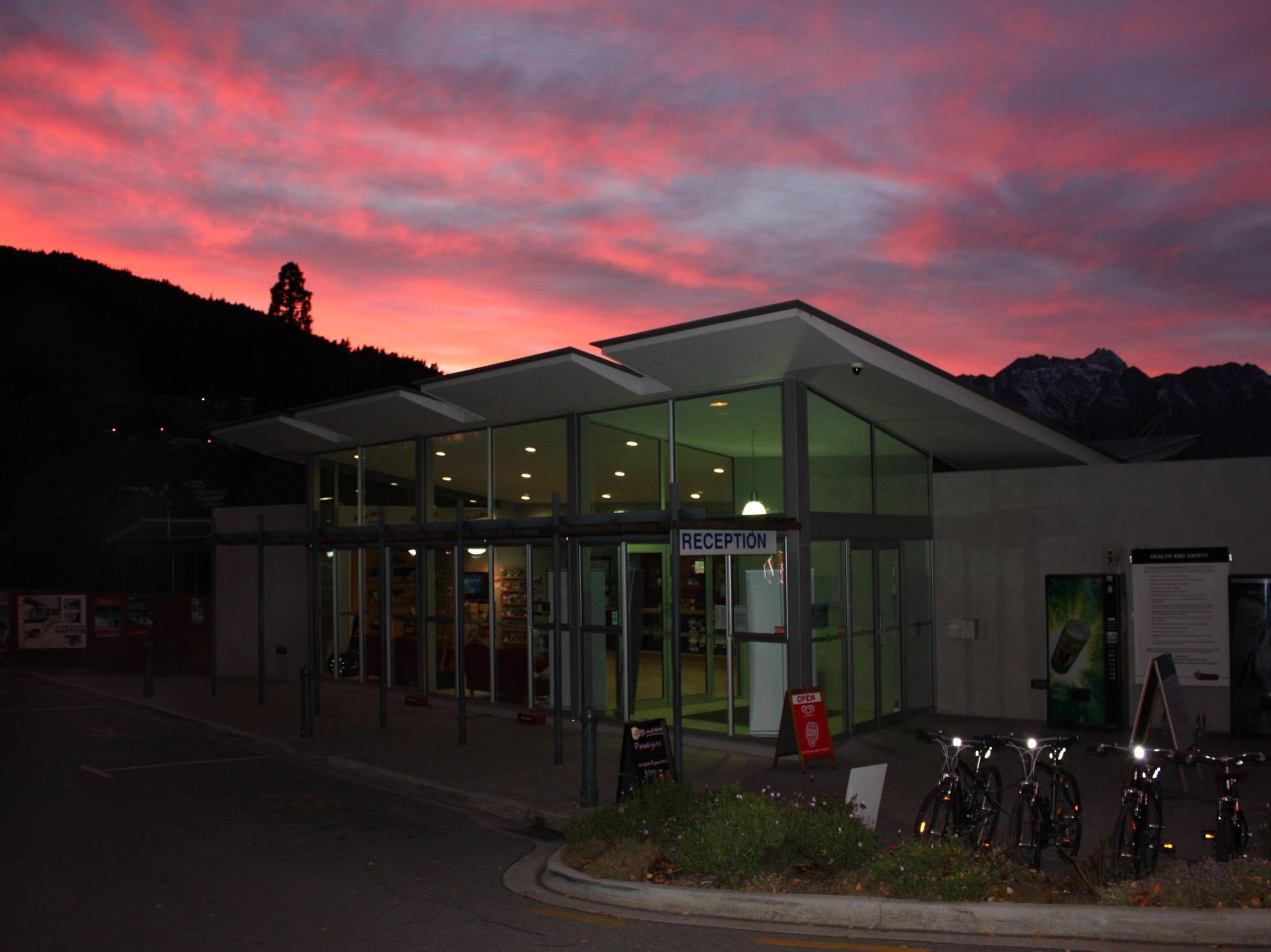 Hampshire - Lakeview Queenstown