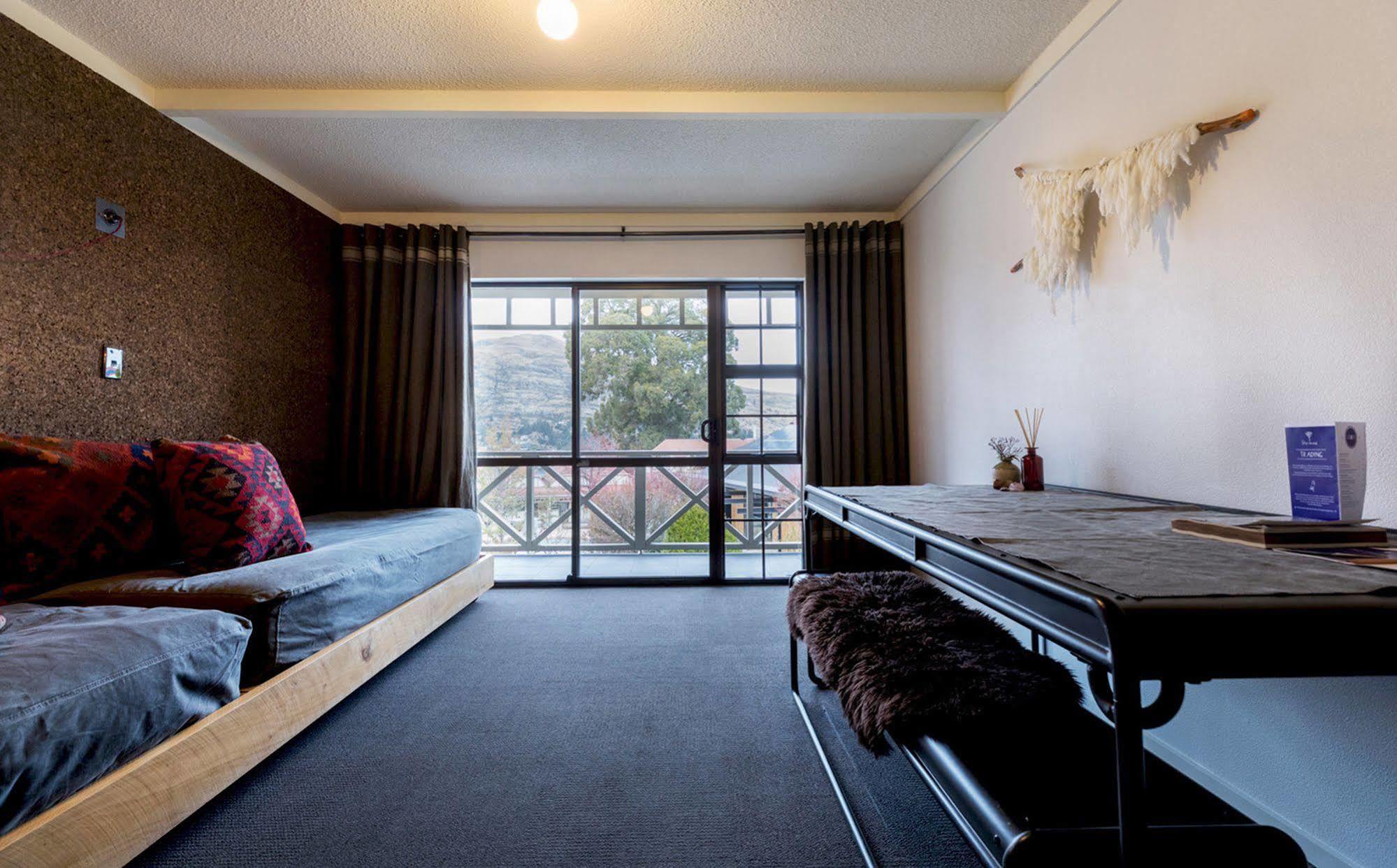 Sherwood 4*
