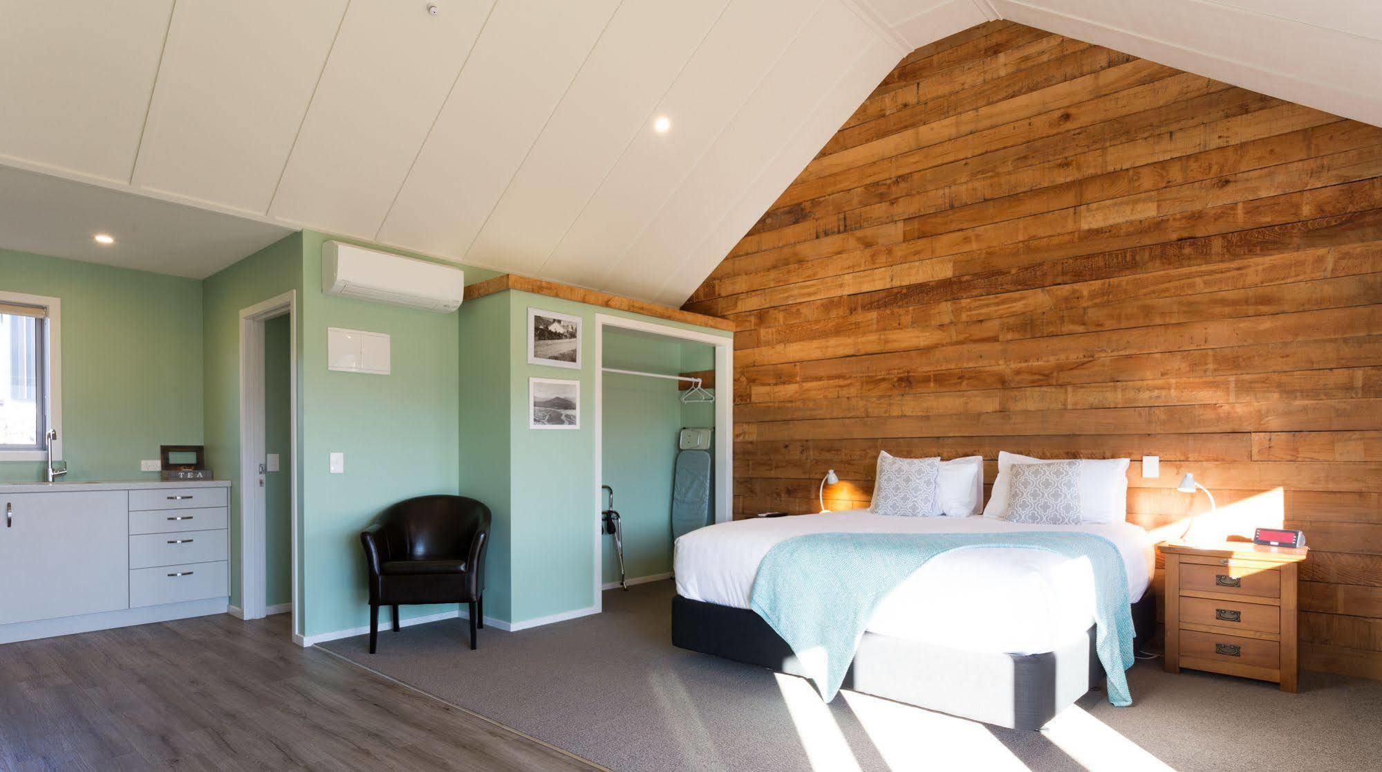 Chalet Shotover Country