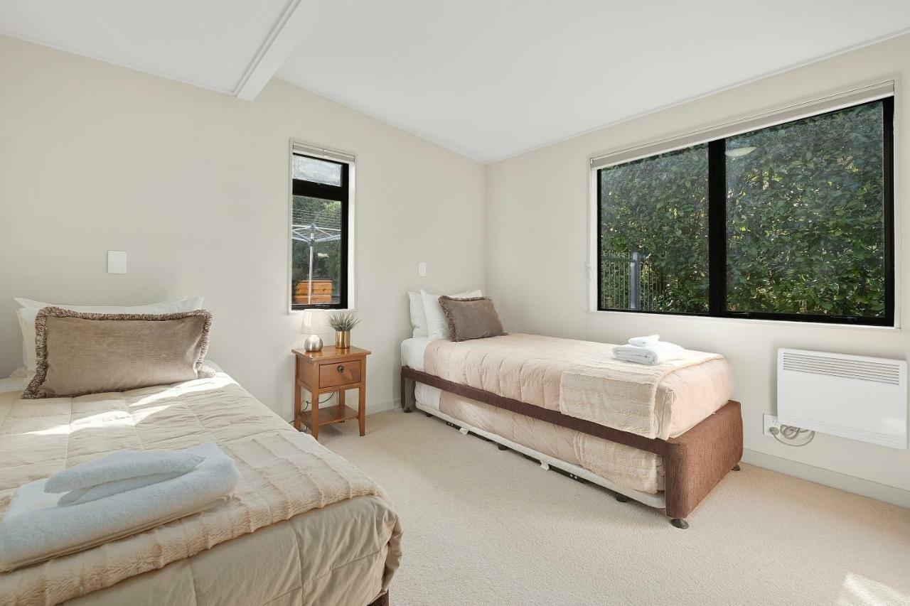 Holiday home Suburb Retreat