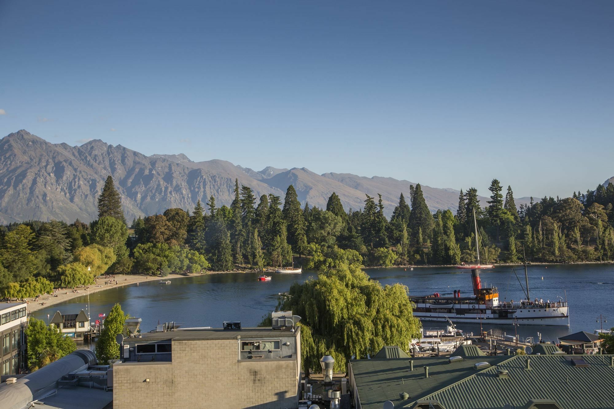 Shotover Penthouse & Spa By Staysouth Apartment Queenstown