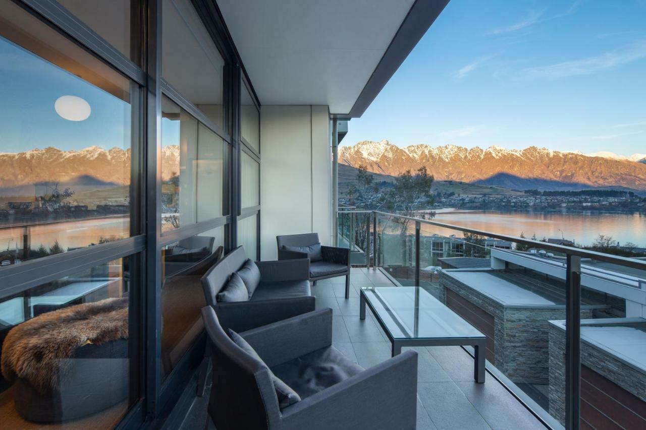 Panorama Terrace - Element Escapes