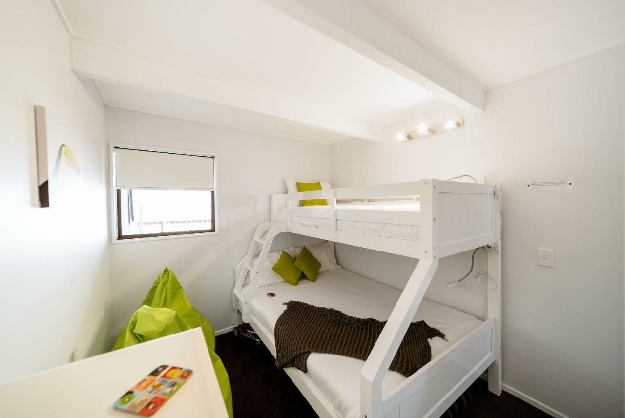 Central, Modern Loft Style - 2 Min Walk From Town *